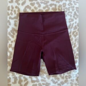 Lululemon Wunder Train High-Rise Short 6" Garnet, Size 4